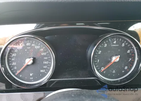 2019 Mercedes-Benz E 300 4Matic from USA, damaged, VIN WDDZF4KB2KA574579